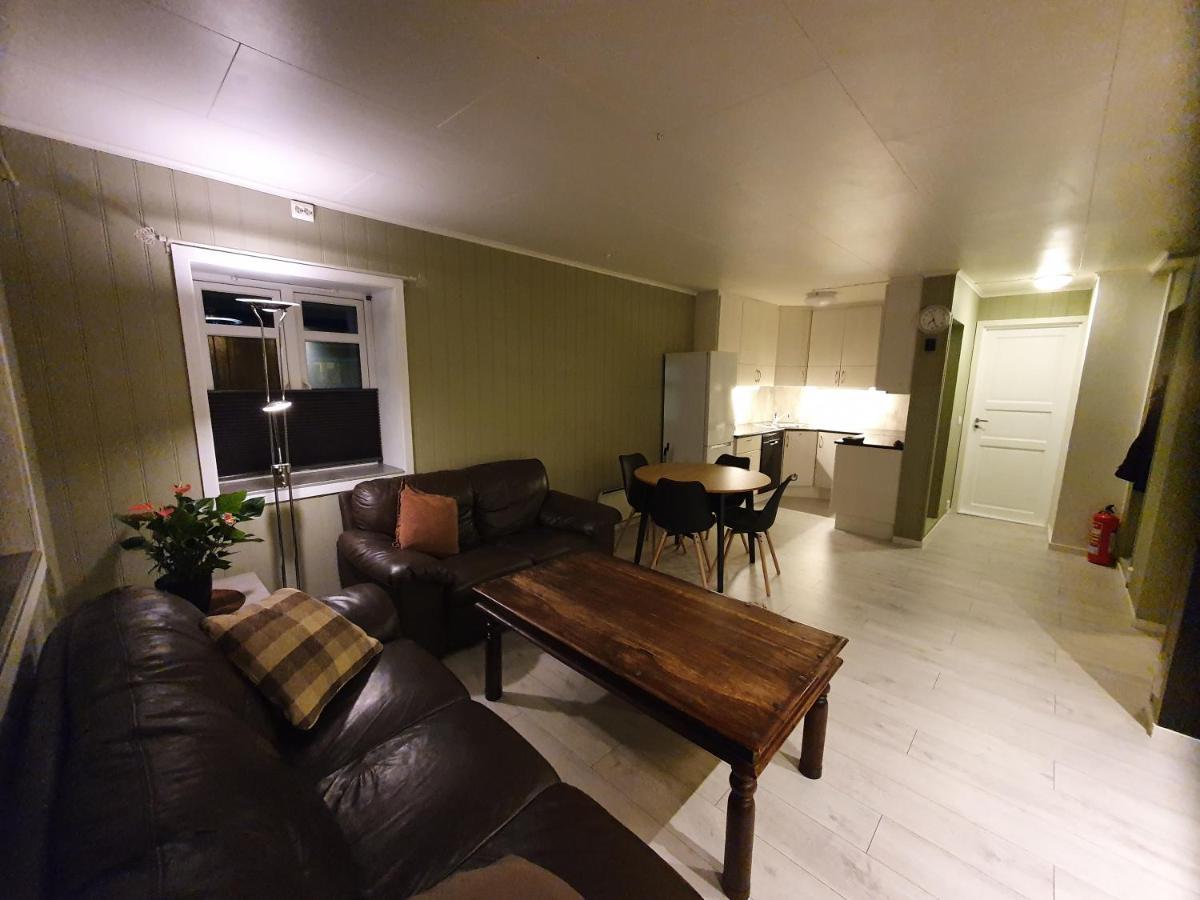 Asveien Apartments. 哈尔斯塔 外观 照片